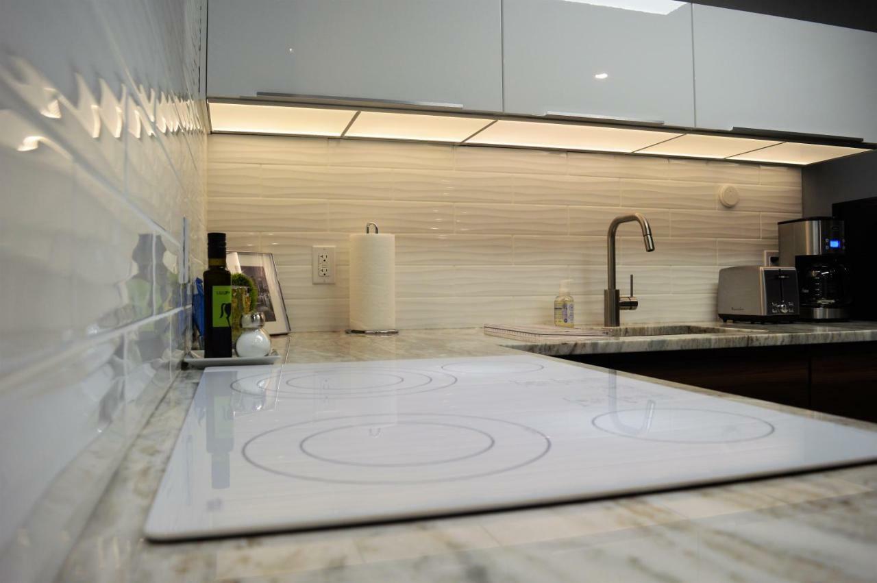 Simply Luxury Stays Ottawa Exteriör bild