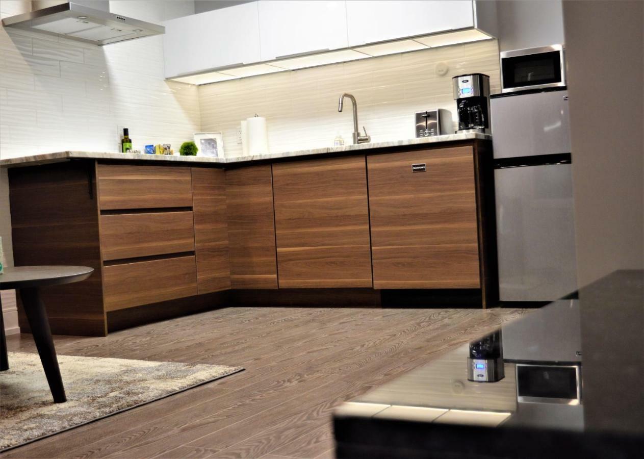 Simply Luxury Stays Ottawa Exteriör bild