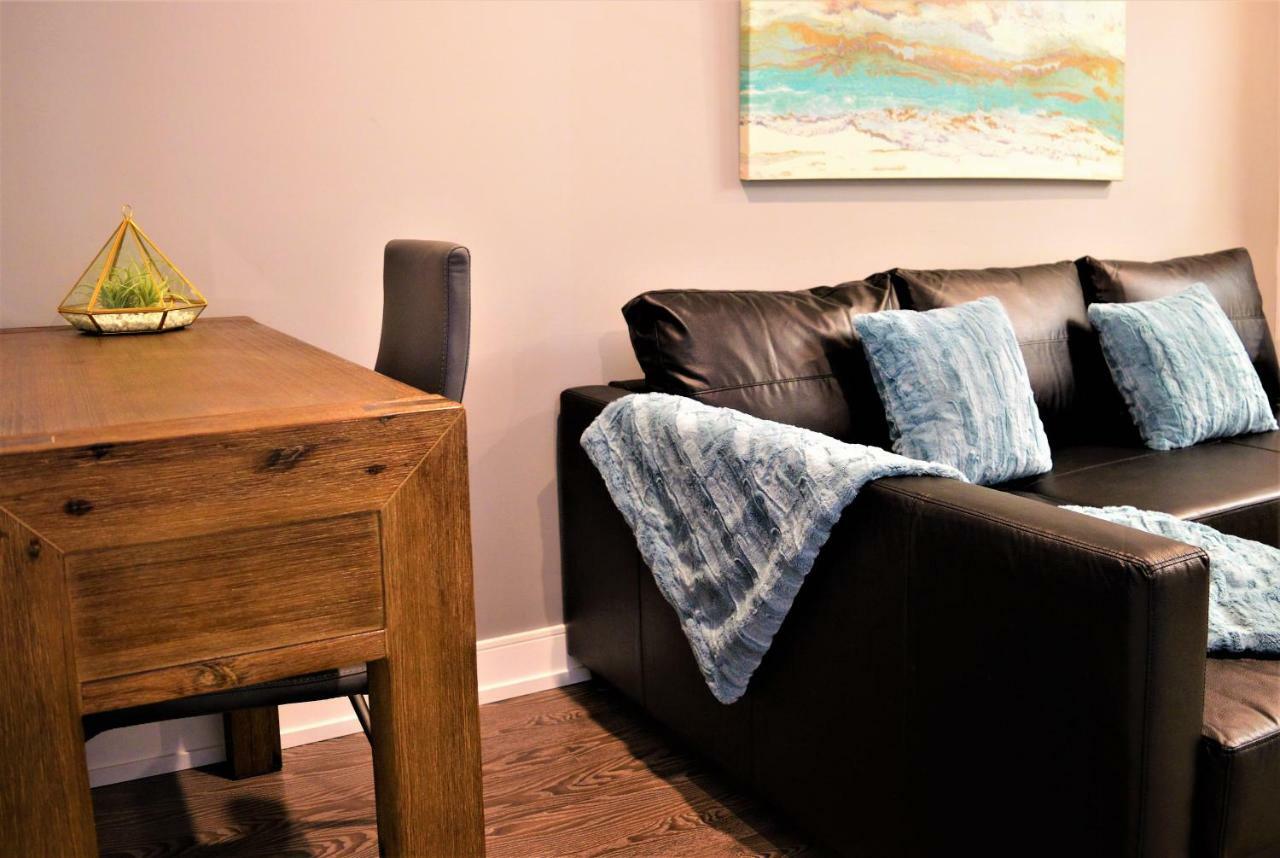 Simply Luxury Stays Ottawa Exteriör bild