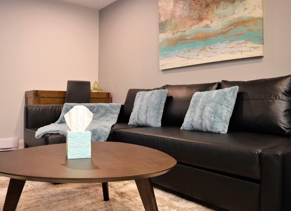 Simply Luxury Stays Ottawa Exteriör bild